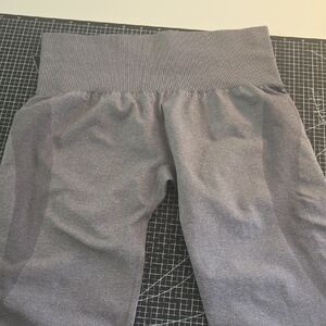 NVGTN Women's Gray Leggings